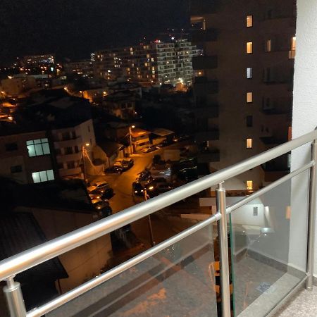 Ray Luxury Apartment Close To Presidential Palace Bucareste Exterior foto